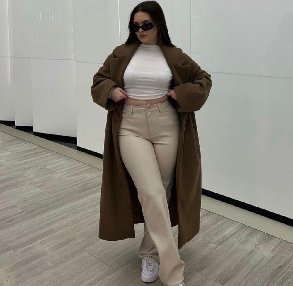 ZARA BLOGGER FAVORITE STRAIGHT LEG FAUX LEATHER PANTS BEIGE